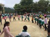 Bảo vệ, phát huy nghệ  thuật múa xòe thái trong giờ ra chơi tiết 2 của các em học sinh, trường THCS Luân Giói.